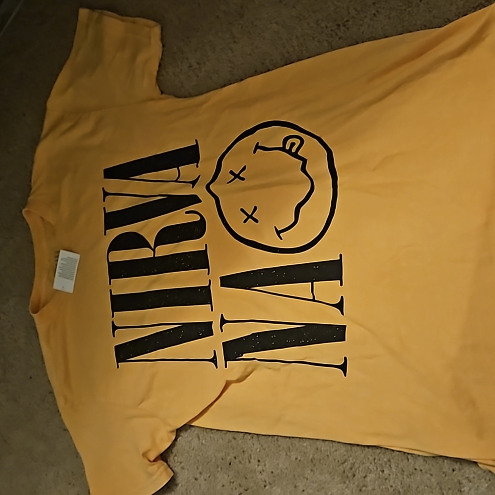 Nirvana Women's Size M Short Sleeve Yellow Tee Shirt NWT